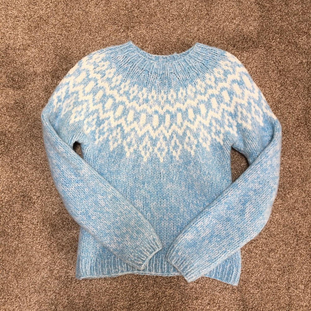 SOLD American Eagle ski sweater